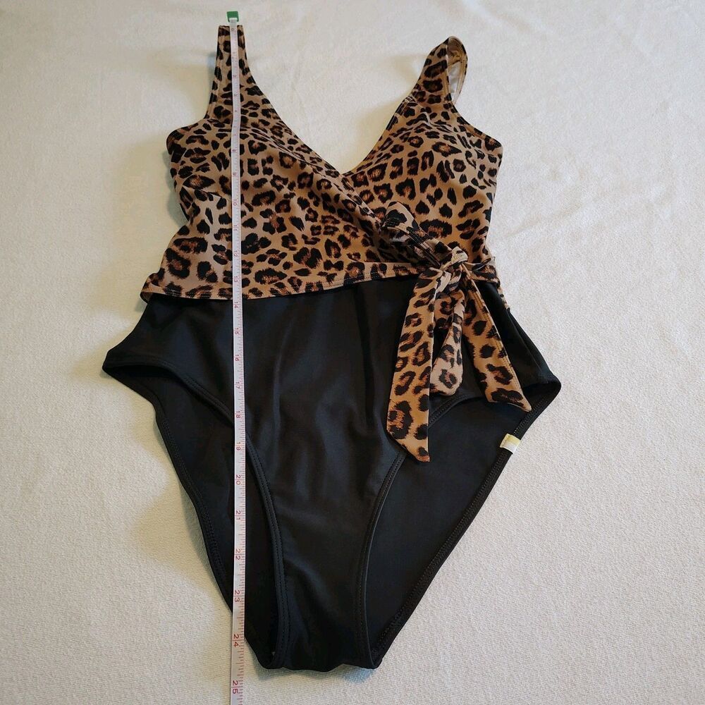 Summersalt Wrap One Piece Leopard Swimsuit Womens 4 Black Animal Print Classic - Picture 8 of 10